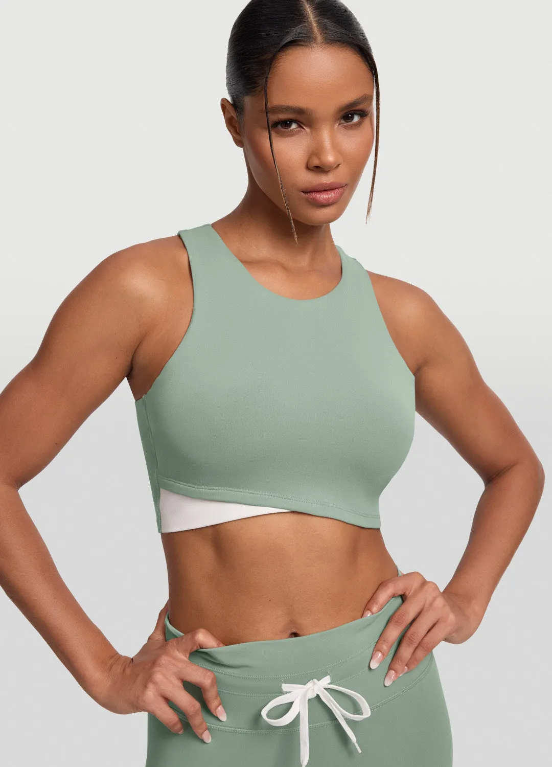 Comfort Improvement Breathable Construction Two-Tone Crop Top