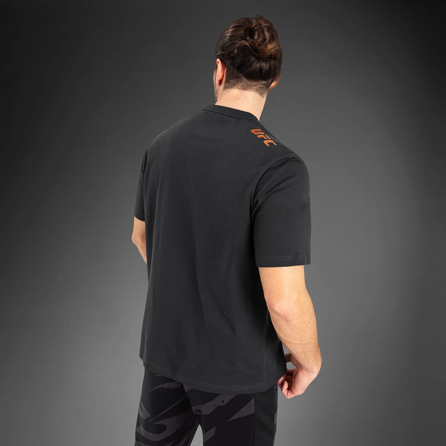 Effortless Comfort UFC Adrenaline by Venum Fight Week Men??s Short Sleeve T-shirt - Charcoal Grey