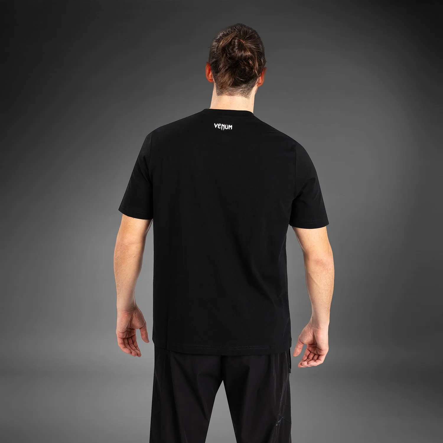 Effortless Layer Ribbed Neckline UFC Venum Classic T-Shirt - Black/Red