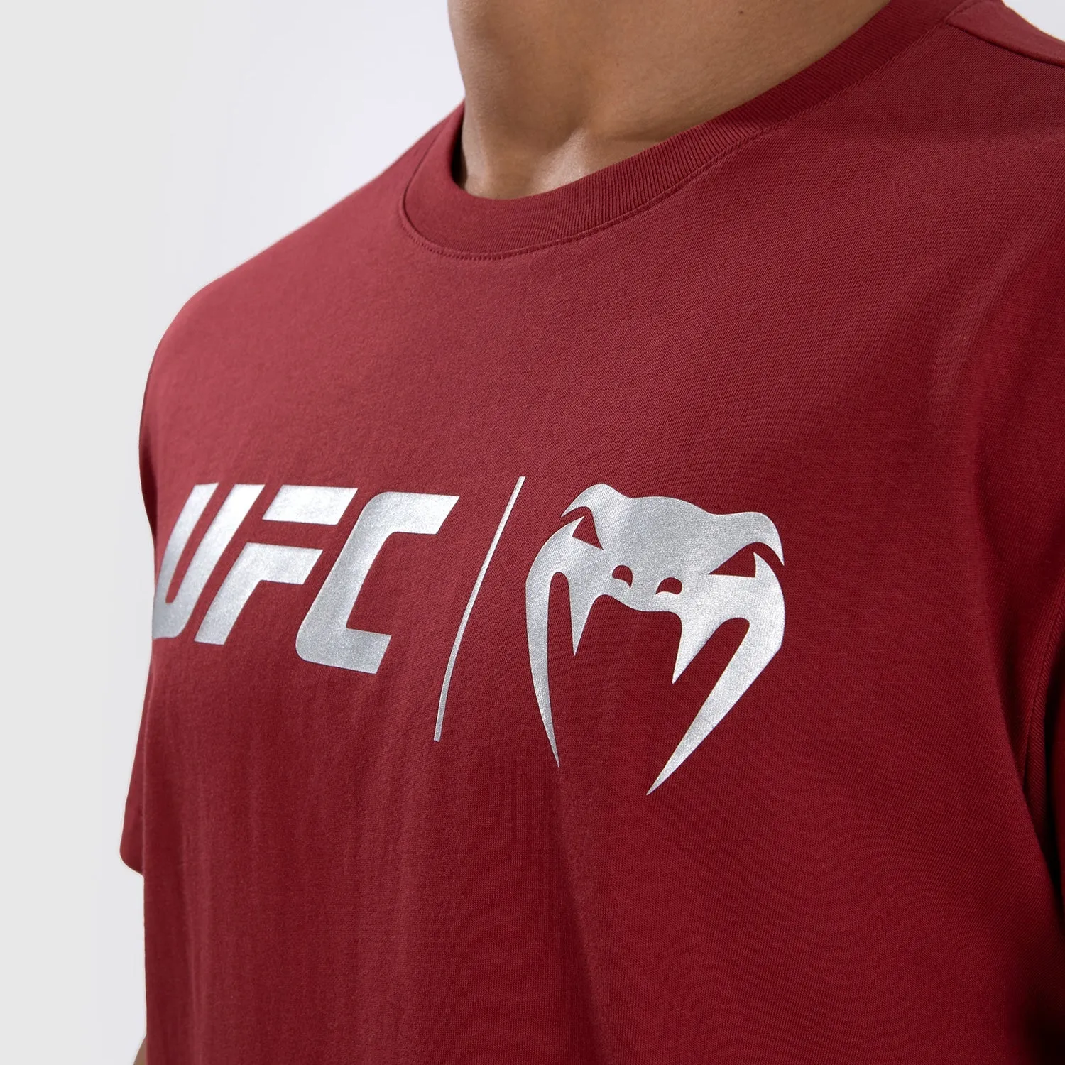 UFC Venum Classic T-Shirt - Red/White Yoga class