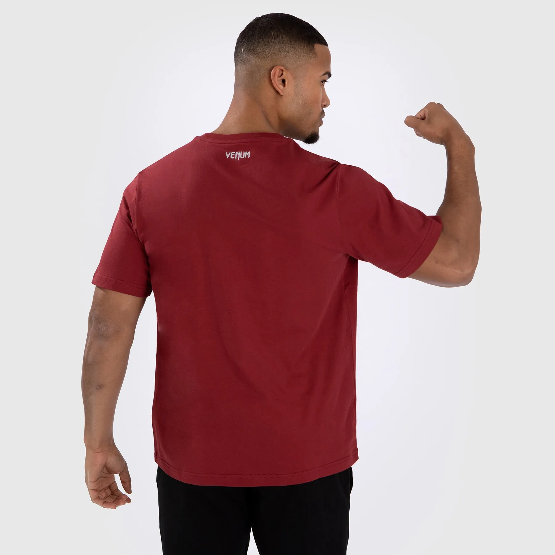 UFC Venum Classic T-Shirt - Red/White Relaxing Day