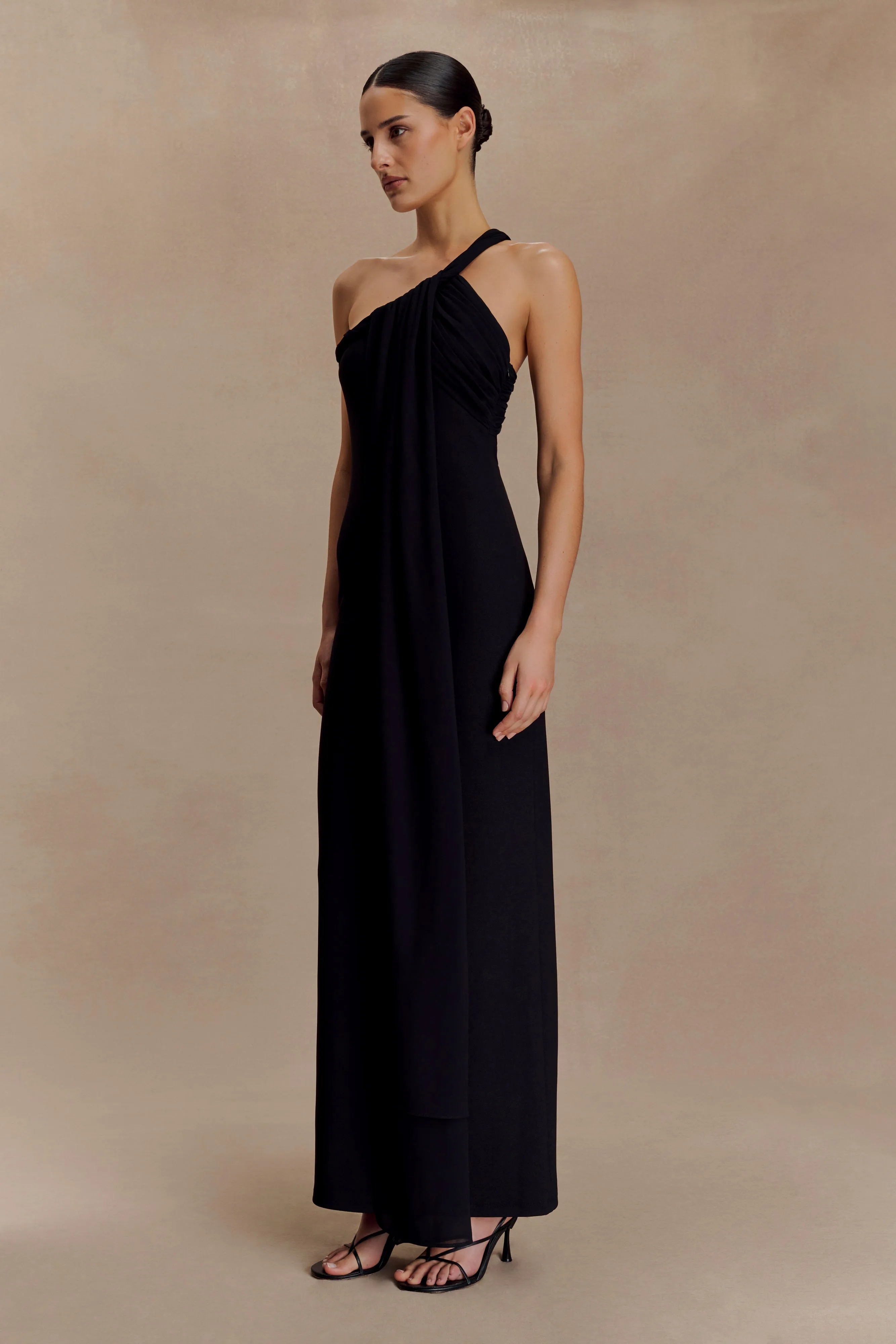 Philippa Knotted Crepe Maxi Dress - Black Must-have