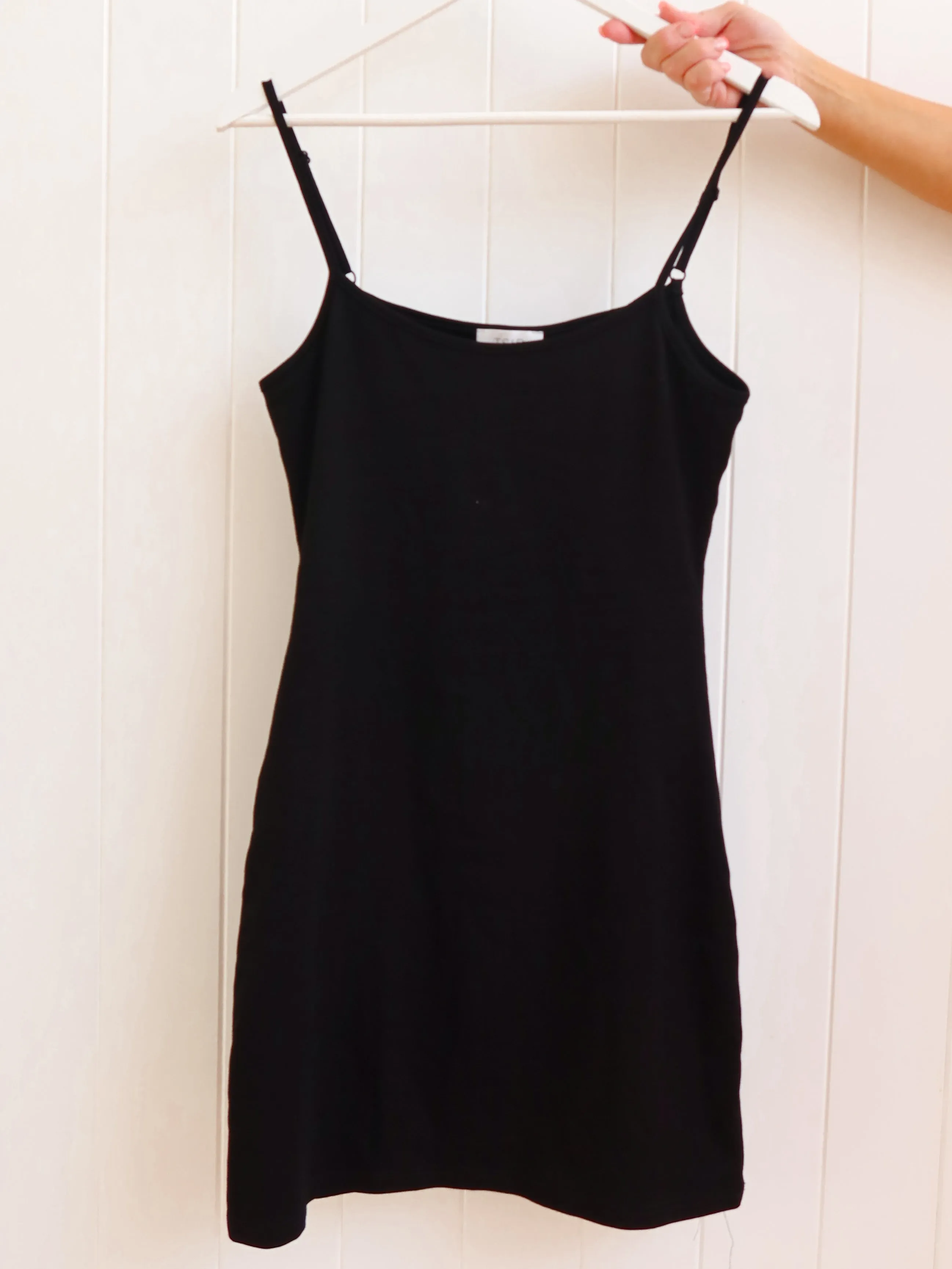 Gift - worthy Martin Longline Singlet - Black