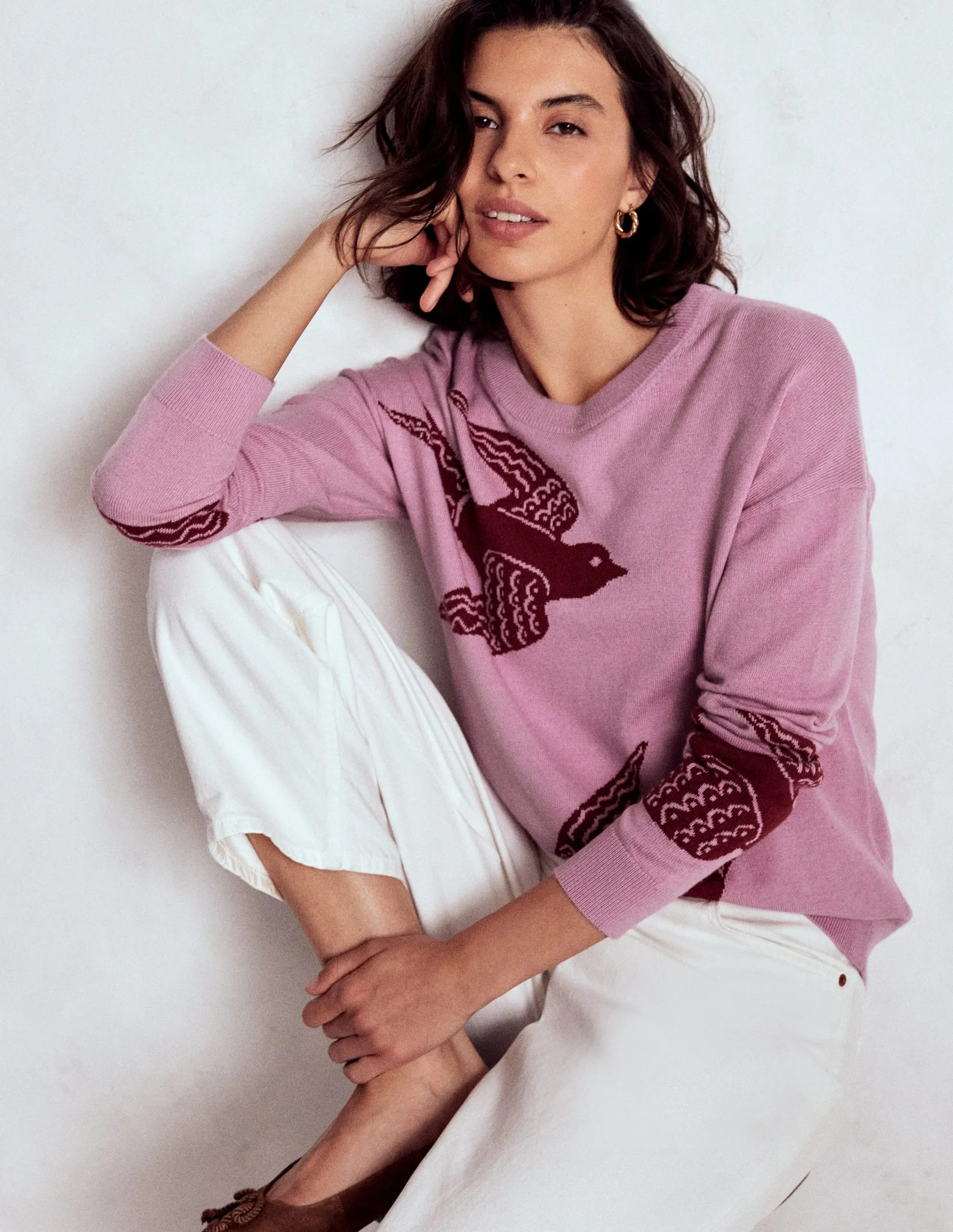 Colorfast Dyed Knit Daily Layered Natasha Novelty Jumper-Swooping Swallow