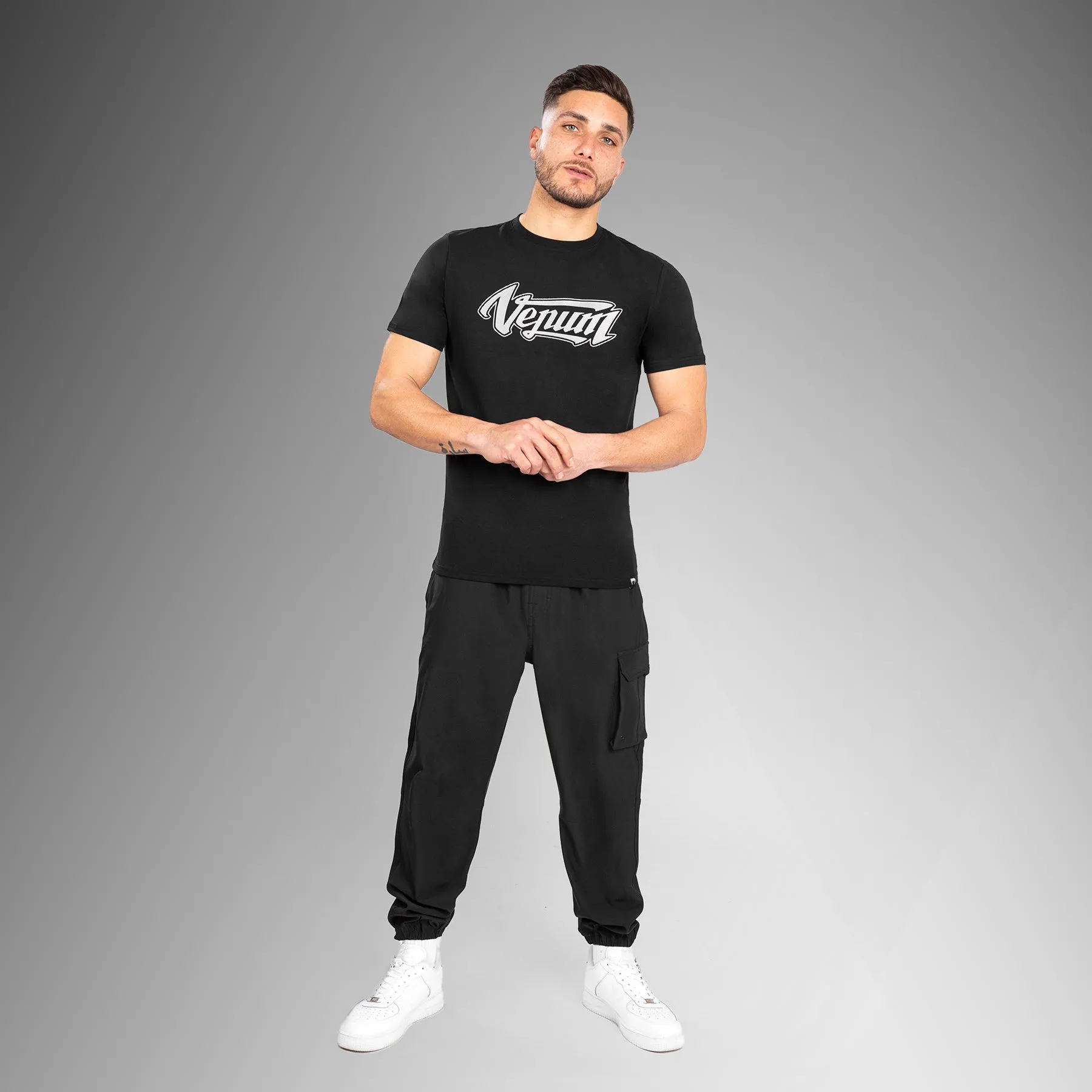 Venum Absolute 2.0 T-shirt - Adjusted Fit - Black/Silver Airflow Ventilation Design