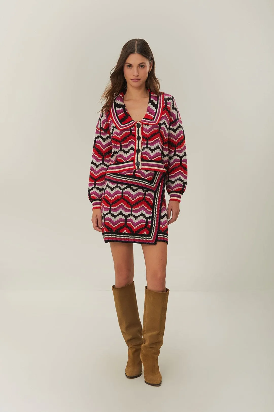 Multicolor Ombre Hearts Knit Skirt Design Detail Monochrome Outfit