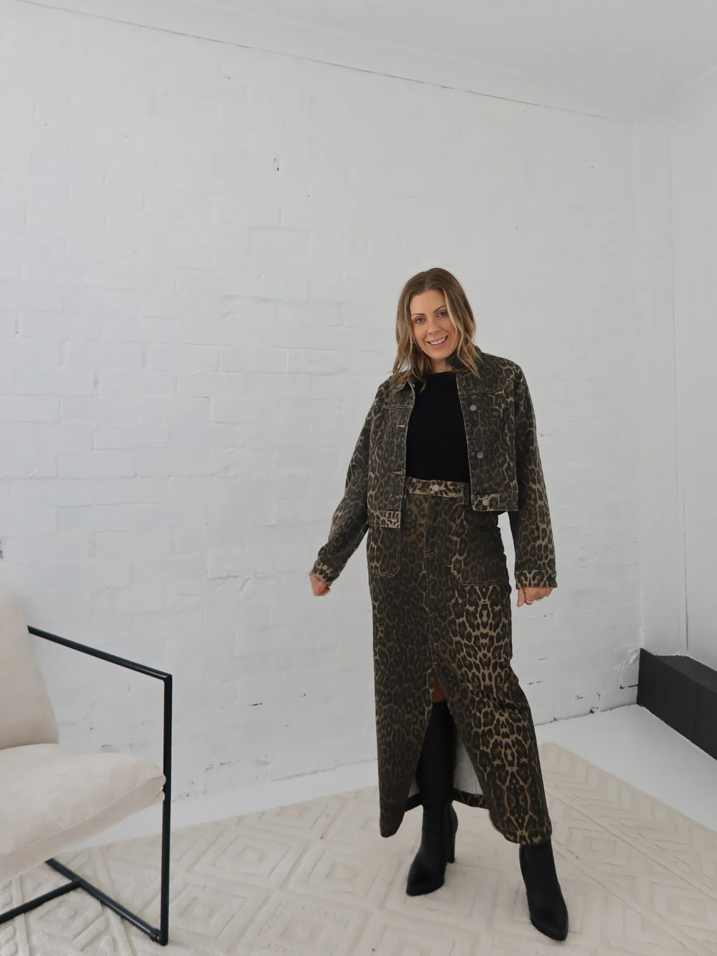 Denzil Skirt Slip Resistant Waist Relaxed Motion