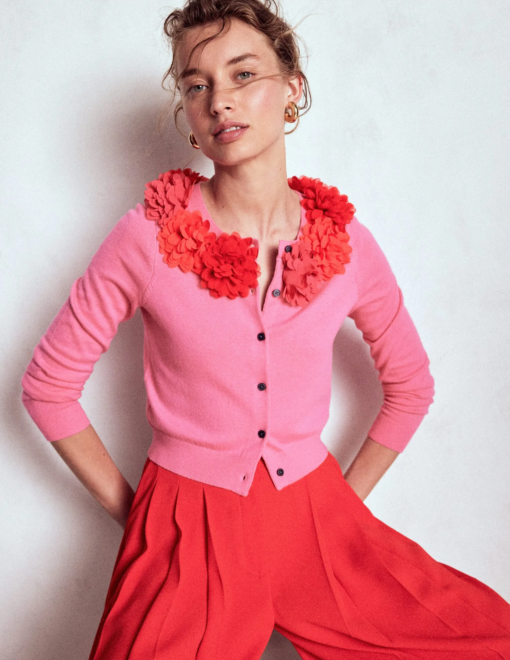Crew Neck Cropped Cardigan-Pink Ribbon Modern Texture FadeResistant Dye